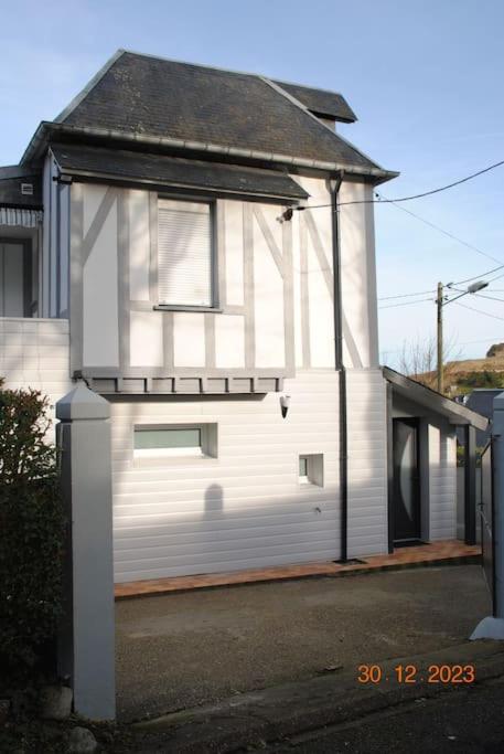 A L Abri Des Embruns Villa Dieppe Exterior photo